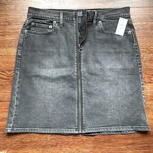 GAP Zip Up Mini Skirt Size 10/30R Washed Black